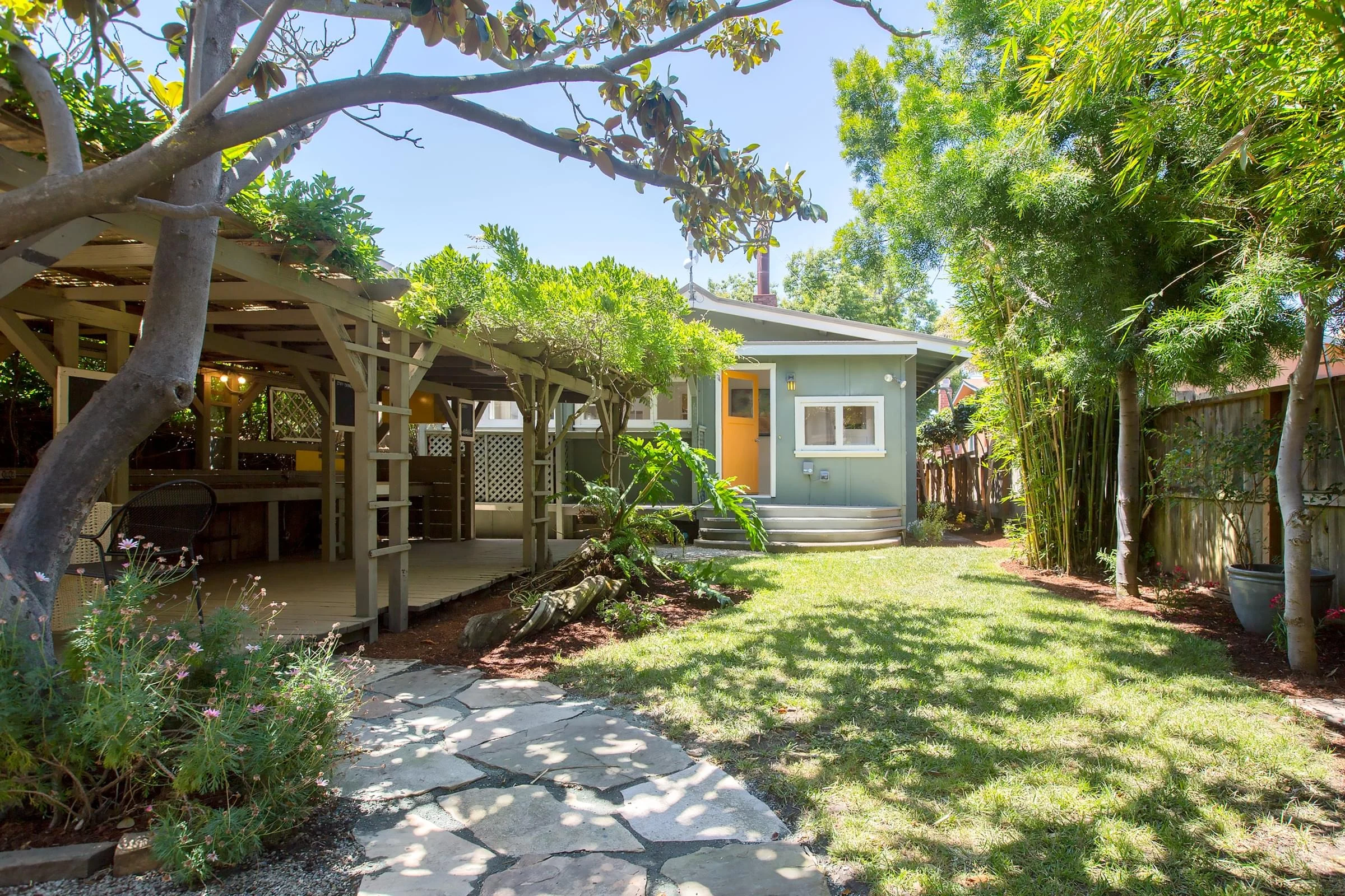 accessory dwelling unit in alameda california